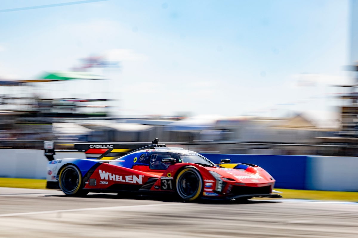 Frederik Vesti flyvende på Sebring