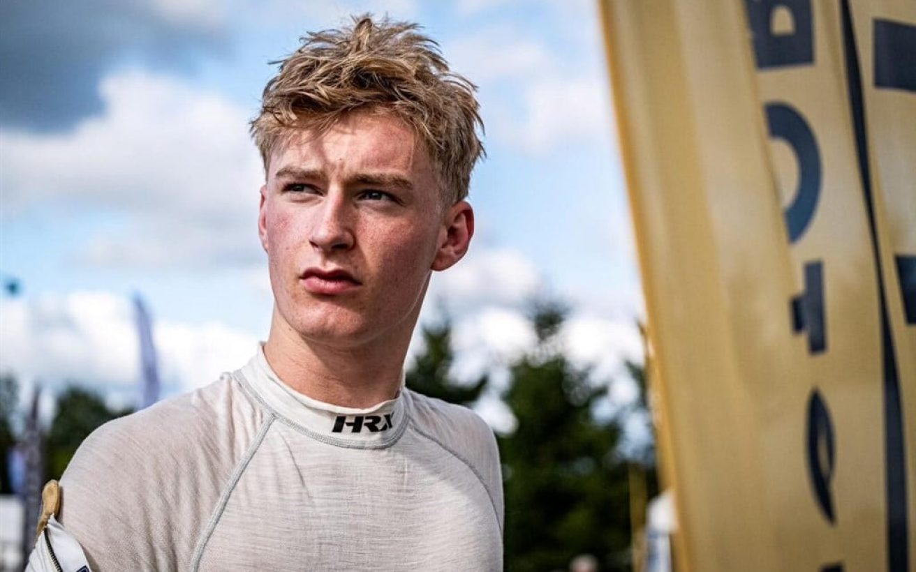 11-03_Sebastian-Schou-rykker-ud-i-Europa-Skal-jagte-EM-guld-med-STEP-Motorsport-1[STEP]