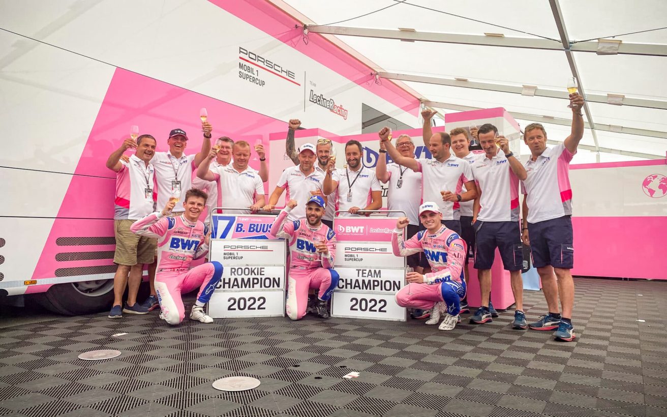 Porsche Mobil 1 Supercup, Zandvoort 2022 
Garage
Rookie & Team Champion 2022
Team BWT Lechner Racing
#7 Bastian Buus (DK, BWT Lechner Racing)
#5 Dylan Pereira (L, BWT Lechner Racing)
#6 Harry King (UK, BWT Lechner Racing)
Robert Lechner (BWT Lechner Racing)
Michael Schöch (BWT Lechner Racing)