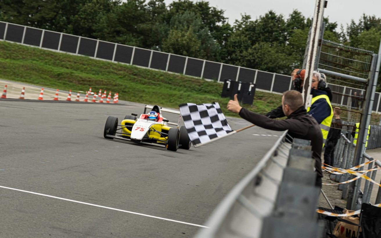 33f561c7-a662-a38c-37ac-e80836d213d0