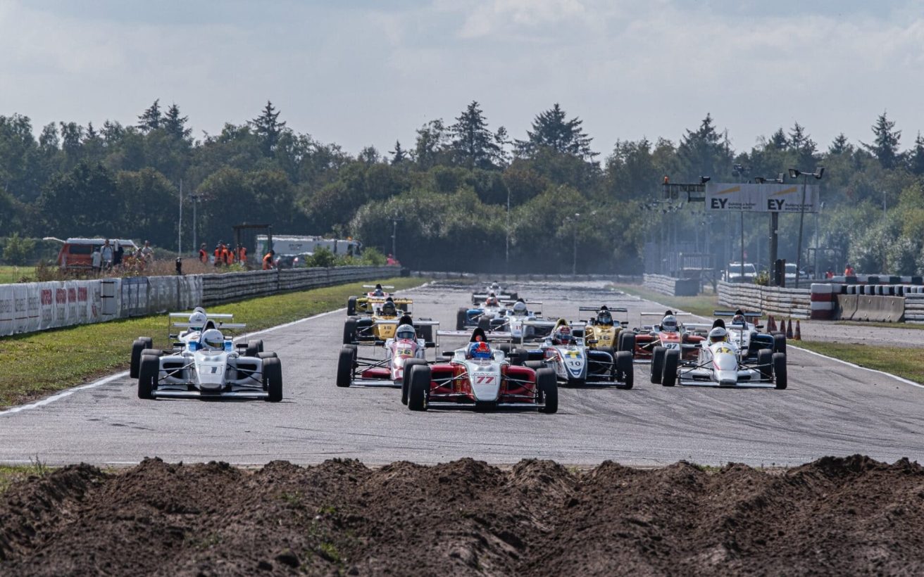 8b0604c5-571a-a716-70db-4bd6a896afe9