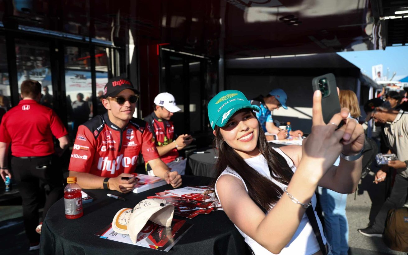 Long Beach, CA - during the INDYCAR Acura Grand Prix of Long Beach in Long Beach, California. (Photo by Travis Hinkle | IMS Photo)