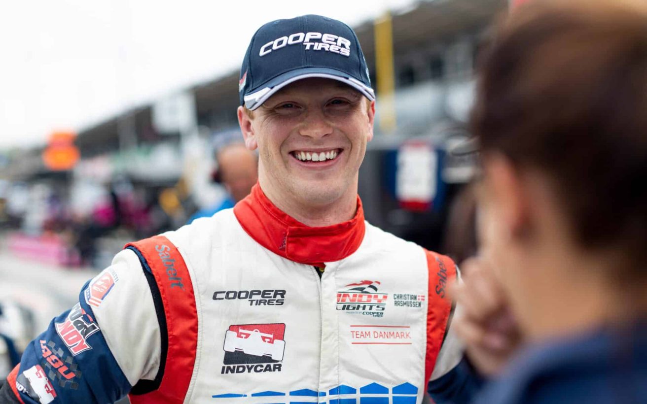 Christian Rasmussen har god grund til at smile fra øre til øre efter sæsonfinalen på Laguna Seca. Foto: Penske Entertainment: Travis Hinkle
