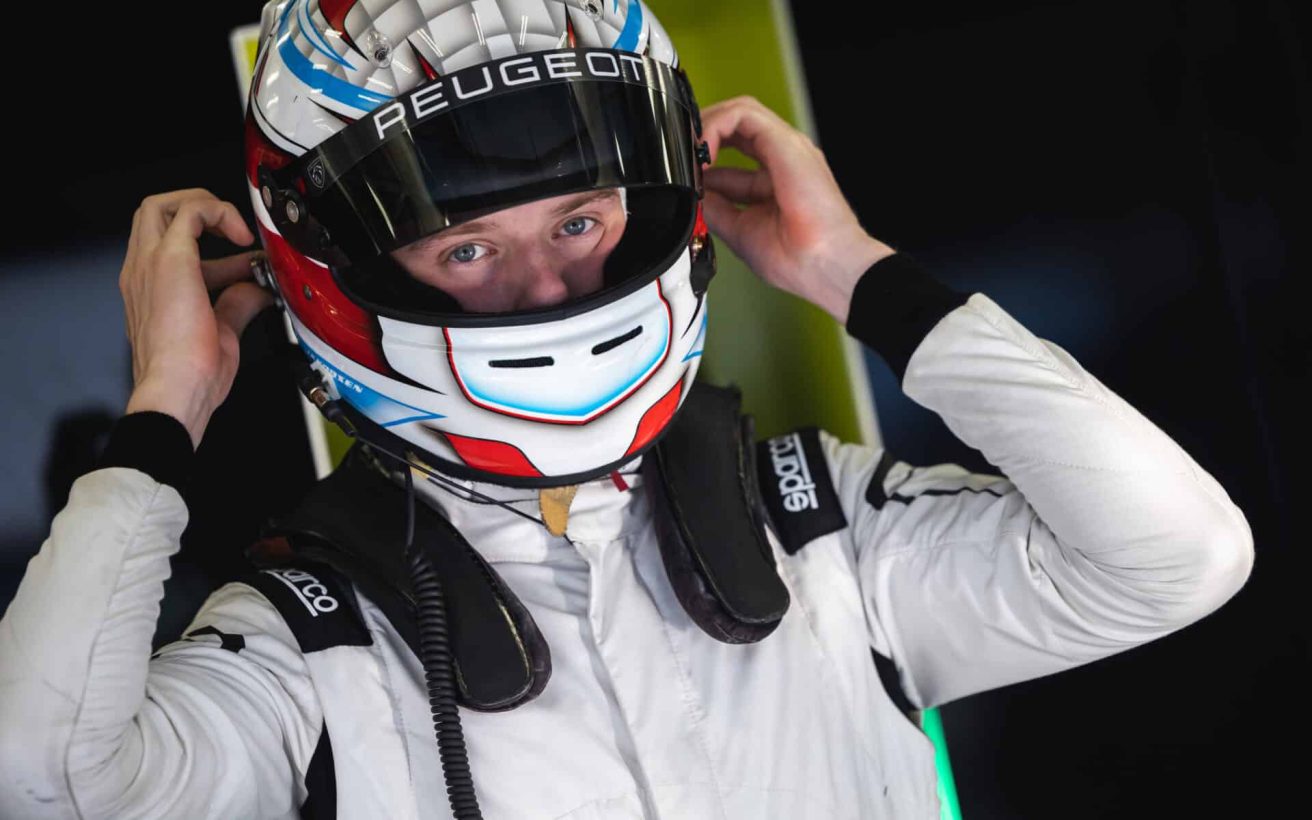 JAKOBSEN Malthe (dnk), Peugeot TotalEnergies, Peugeot 9X8, portait during the Rookie Test of the FIA World Endurance Championship 2022 on the Bahrain International Circuit on November 13, 2022 in Sakhir, Bahrain - Photo Germain Hazard / DPPI