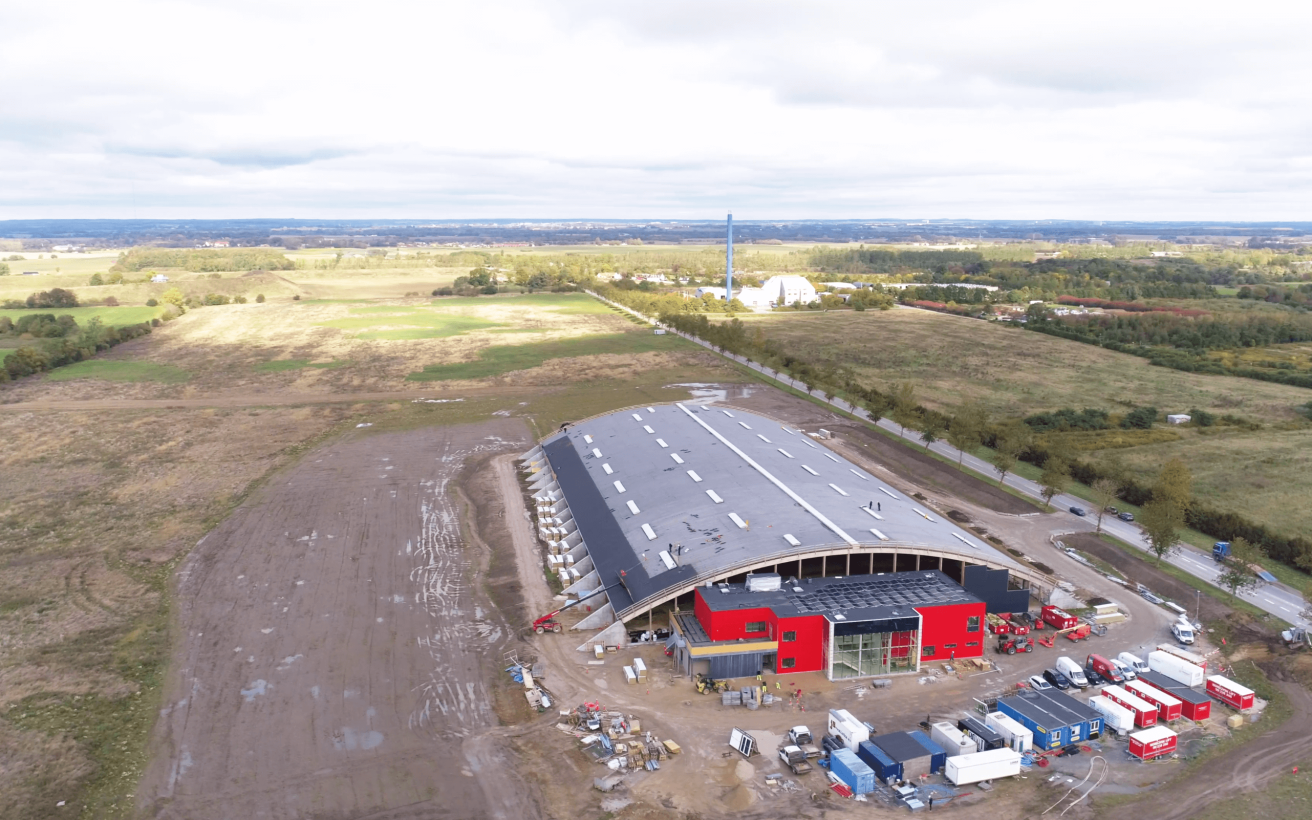 Det nye Racehall CPH tager for alvor form i øjeblikket. Til februar åbner den nye hal, som bliver verdens største indendørs gokartbane. Foto: Racehall