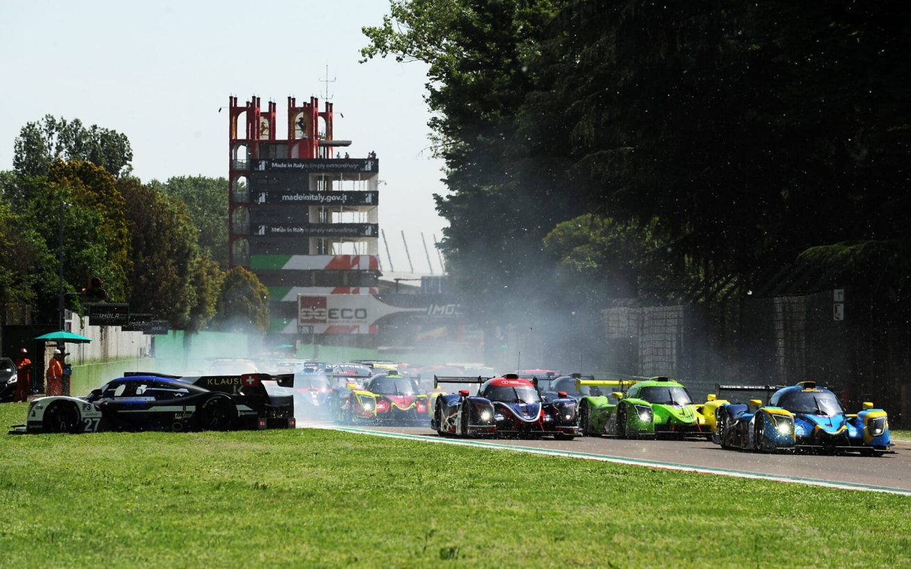 ELMS 4 Hours of Imola Race Start