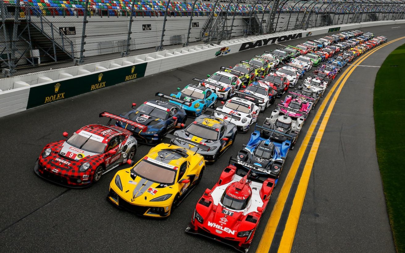 Rolex 24 Full Field Photo