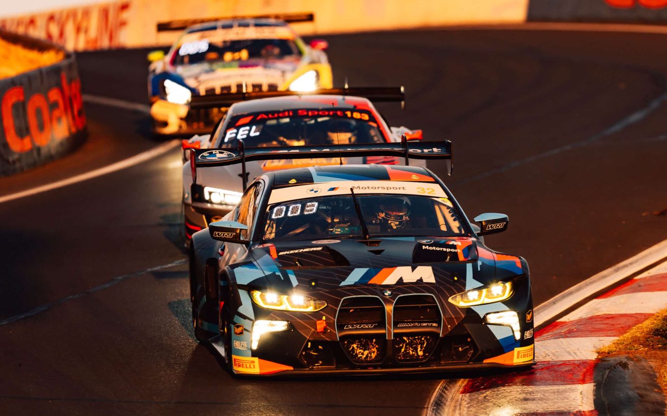 12h Bathurst 2025 -  Meguiar’s Bathurst 12 Hour - Intercontinental GT Challenge Round 1 - Foto: Gruppe C Photography; #32 BMW M4 GT3, Team WRT: Augusto Farfus, Sheldon van der Linde, Kelvin van der Linde