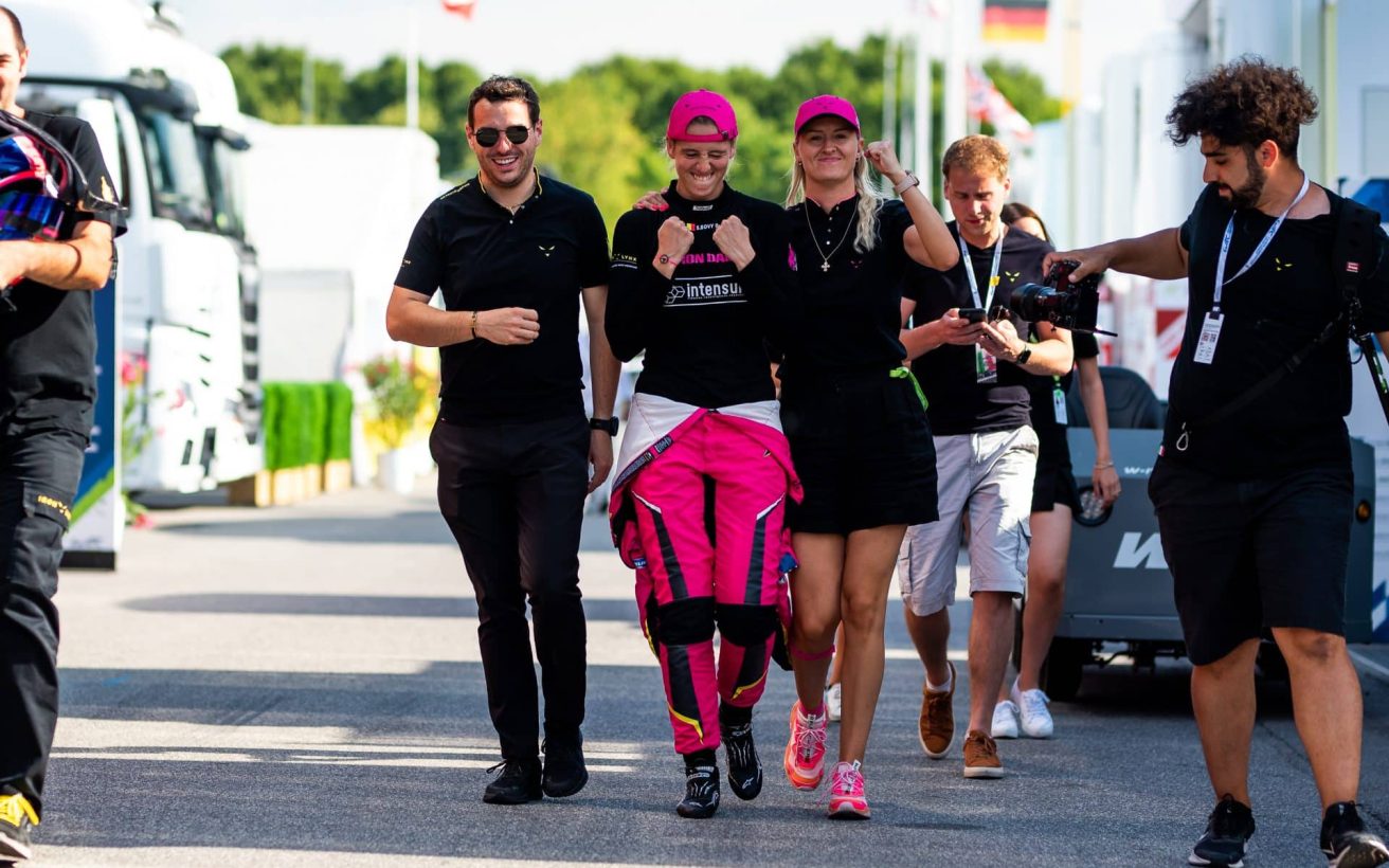 IRON DAMES Sarah Bovy (BEL)...