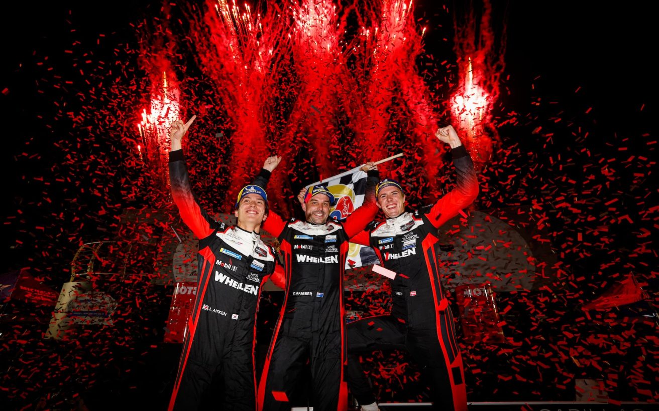 #31: Cadillac Whelen, Cadillac V-Series.R, GTP: Jack Aitken, Earl Bamber, Frederik Vesti, Confetti, Fireworkls