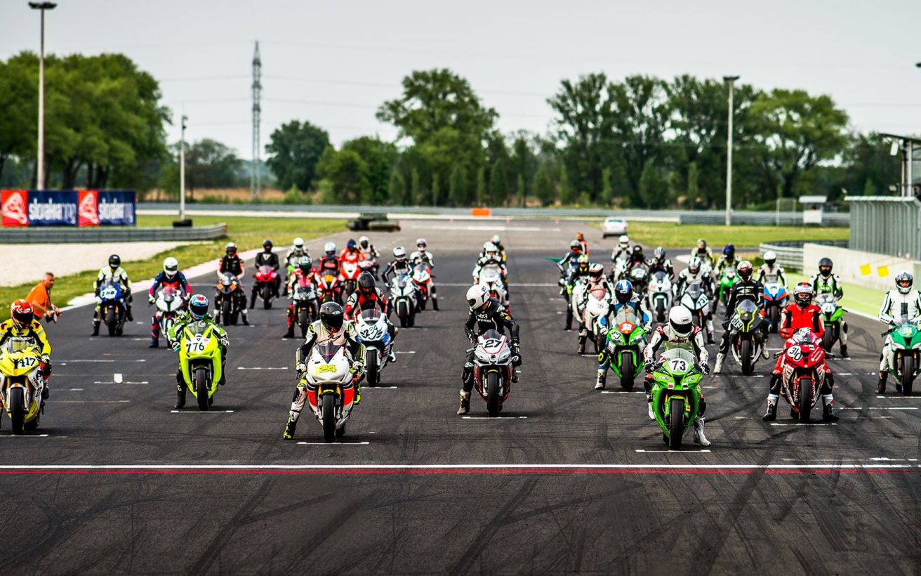 Road-racing-paa-SPORT-LIVE-foto-Zenergy-Racing.jpg