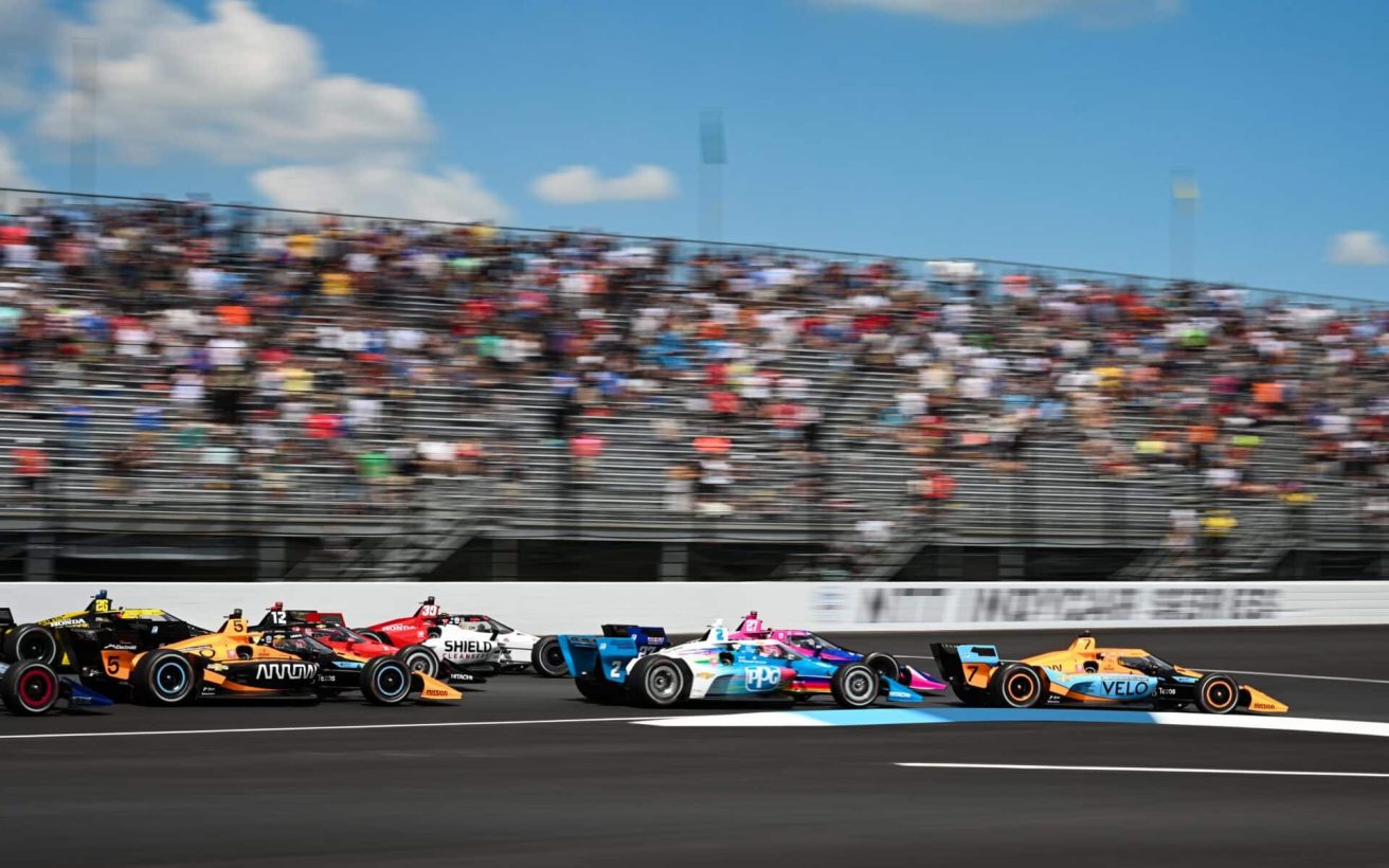 Start - Gallagher Grand Prix - By_ James Black_Large Image Without Watermark_m66575