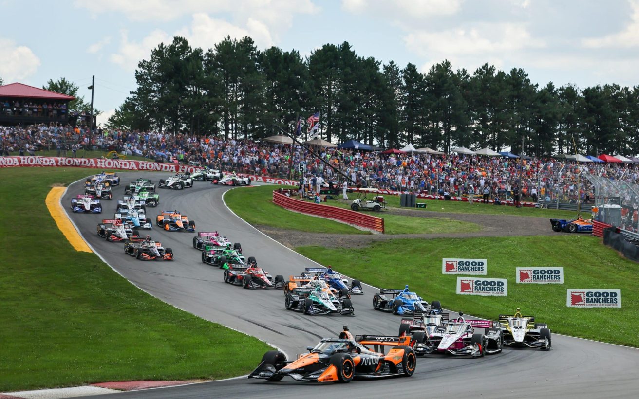 Start of the Honda Indy 200 at Mid-Ohio - By_ Chris Owens_Large Image Without Watermark_m111751