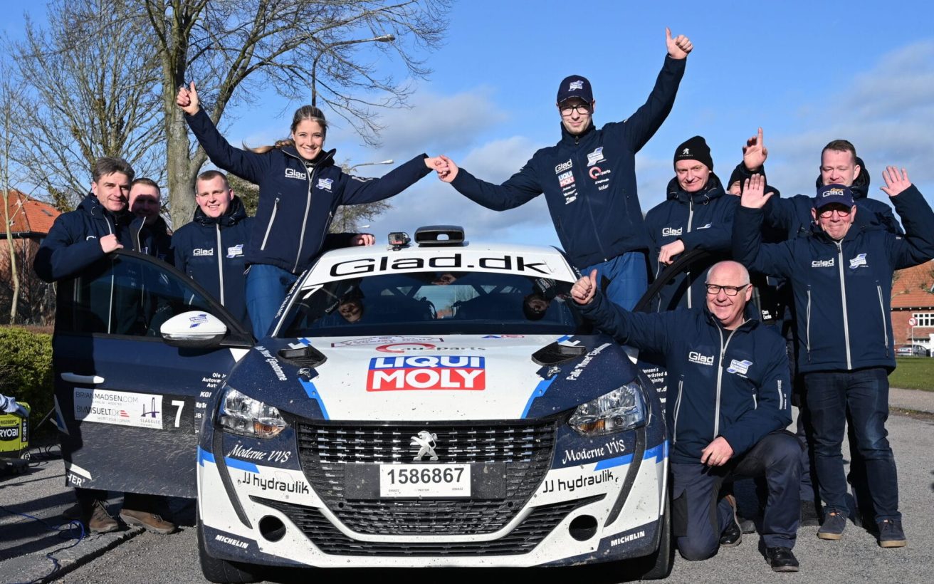 Vi-er-utroligt-glade-og-vi-er-stolte-af-vores-saesonstart-siger-Glad-Sports-teamchef-Palle-Murer-Larsen..jpg